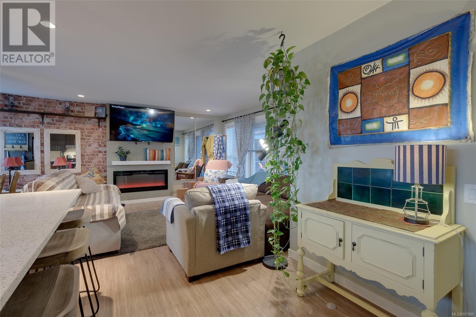 108 912 Jenkins Avenue, Langford