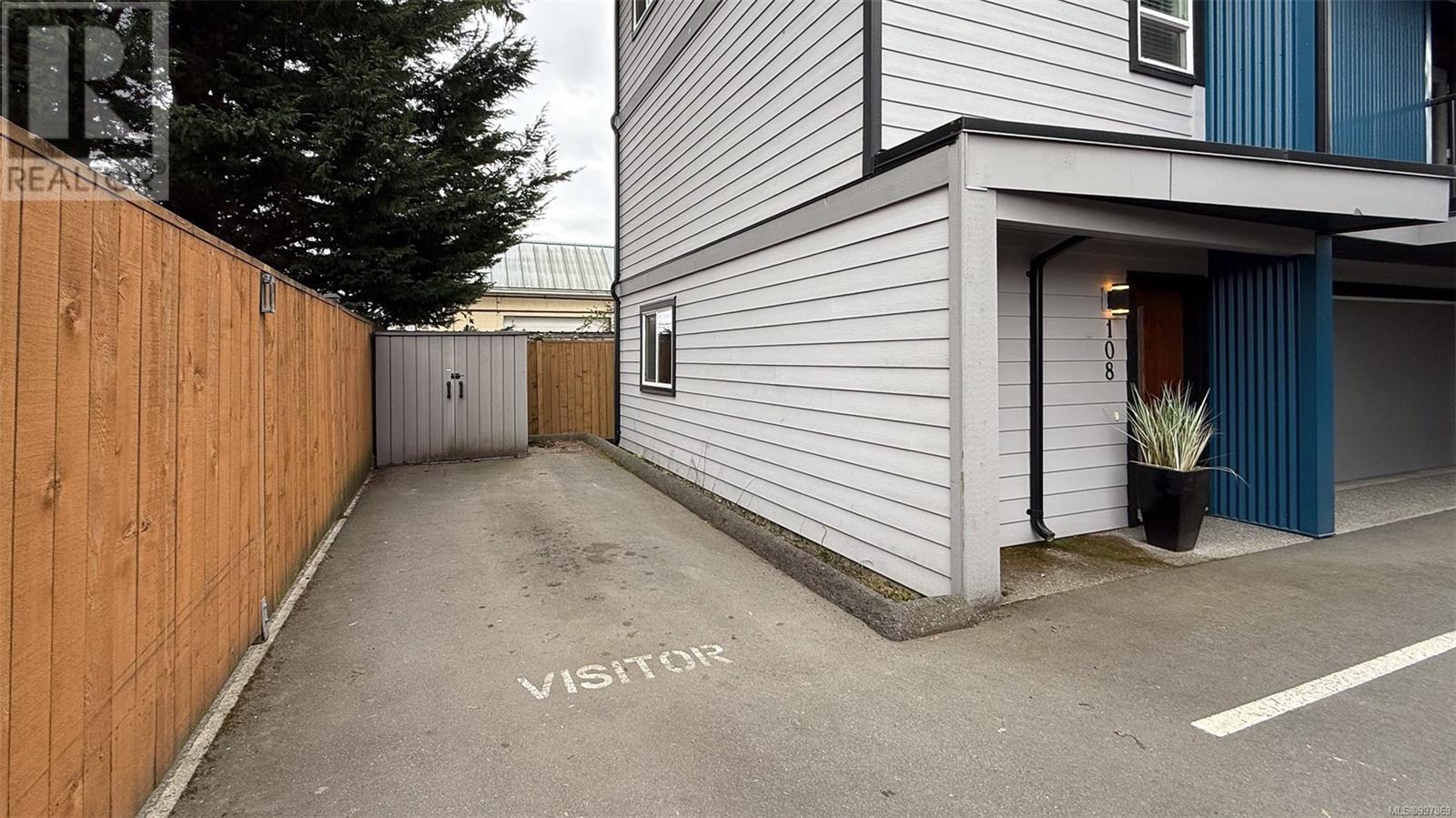 108 912 Jenkins Avenue, Langford