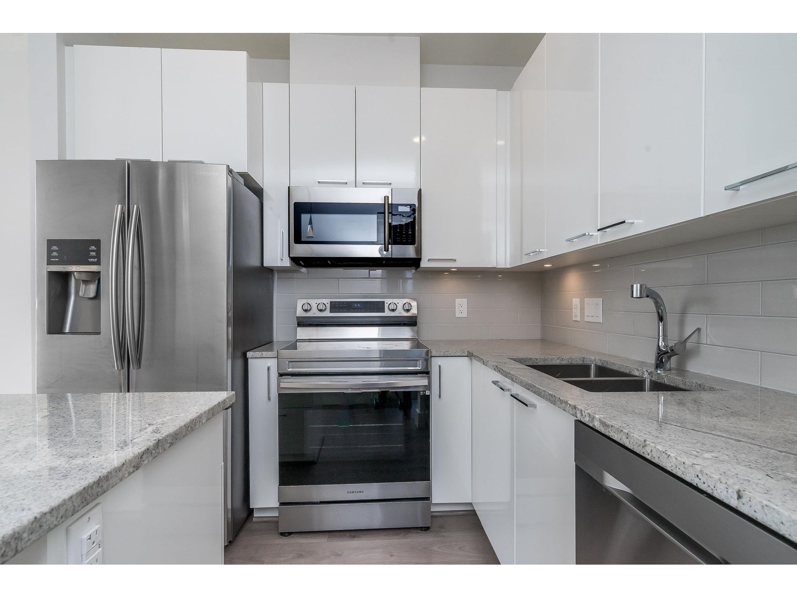 417 20175 53 AVENUE, Langley
