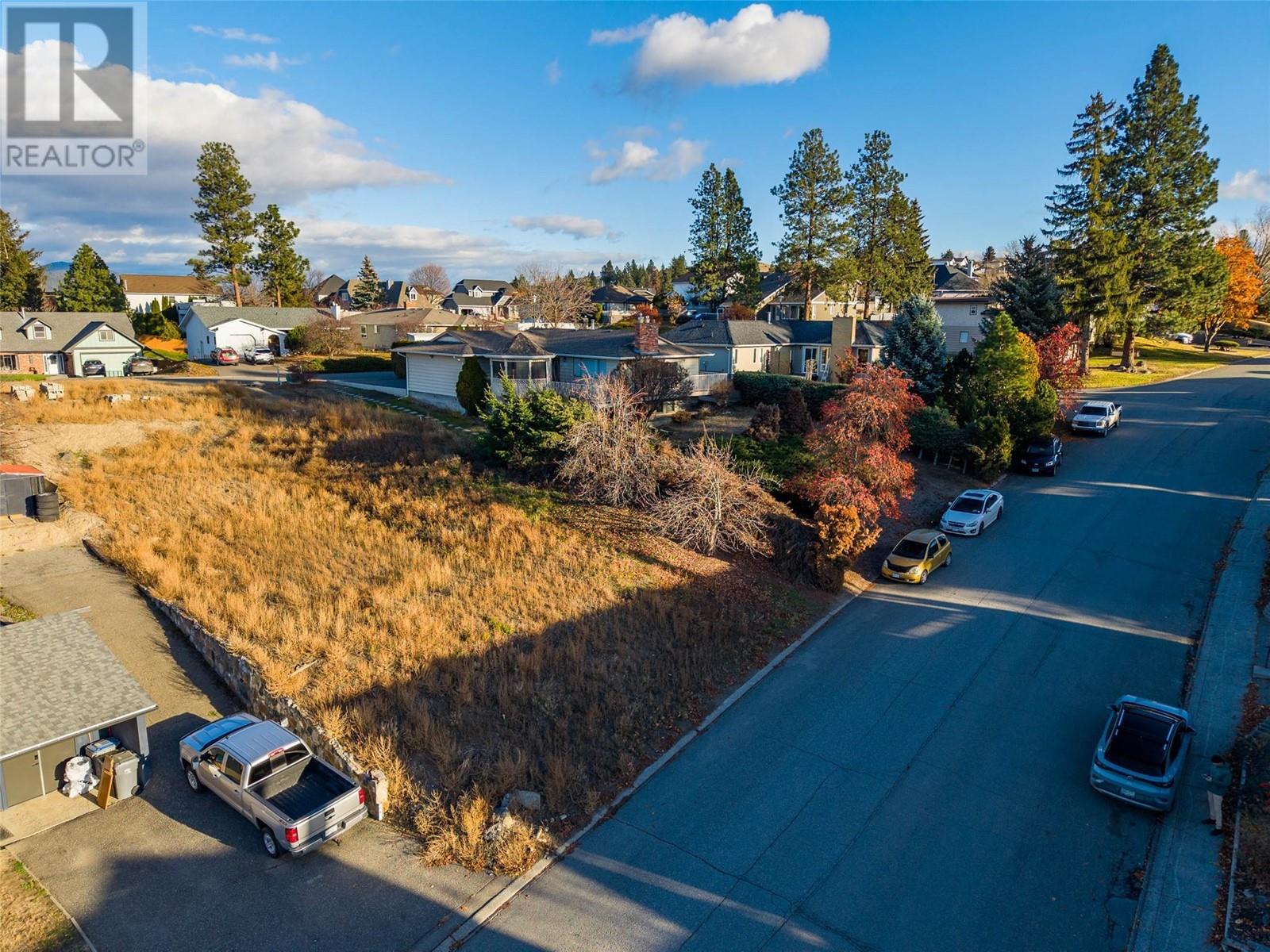 Photo 13 of 1916 Glencoe Place, Kamloops BC