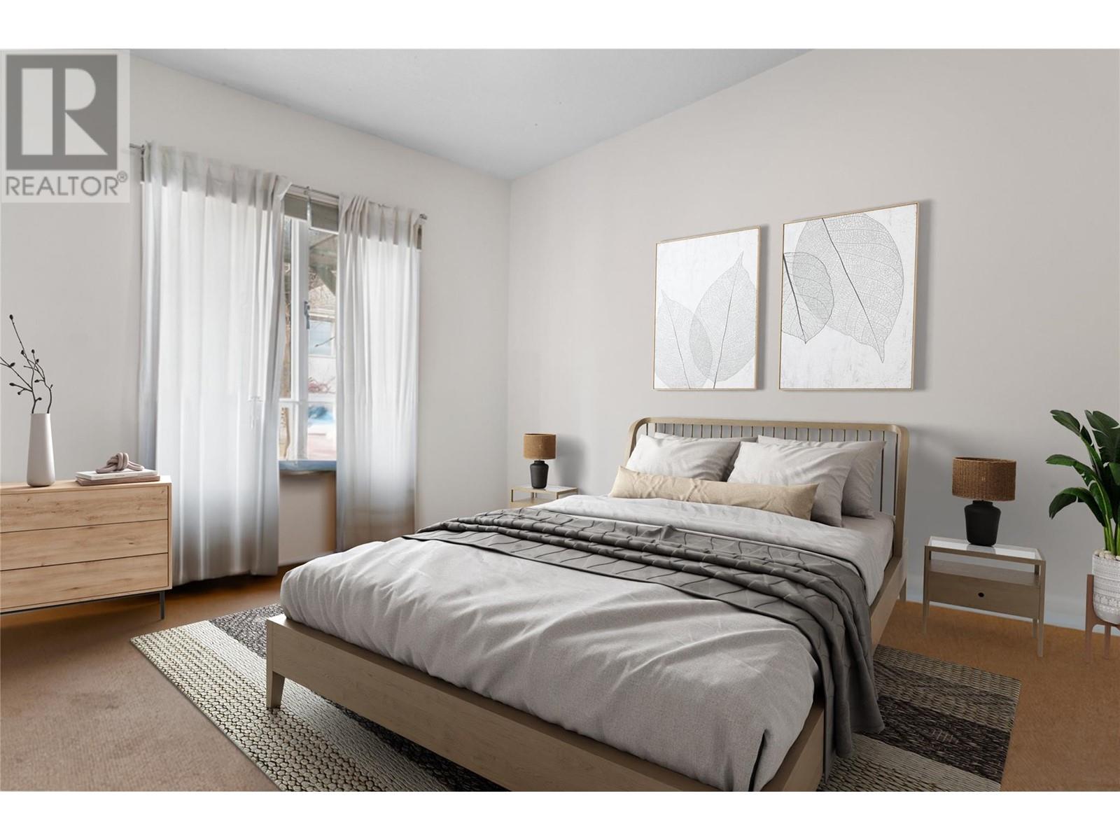  1282 CORBISHLEY Avenue, Penticton