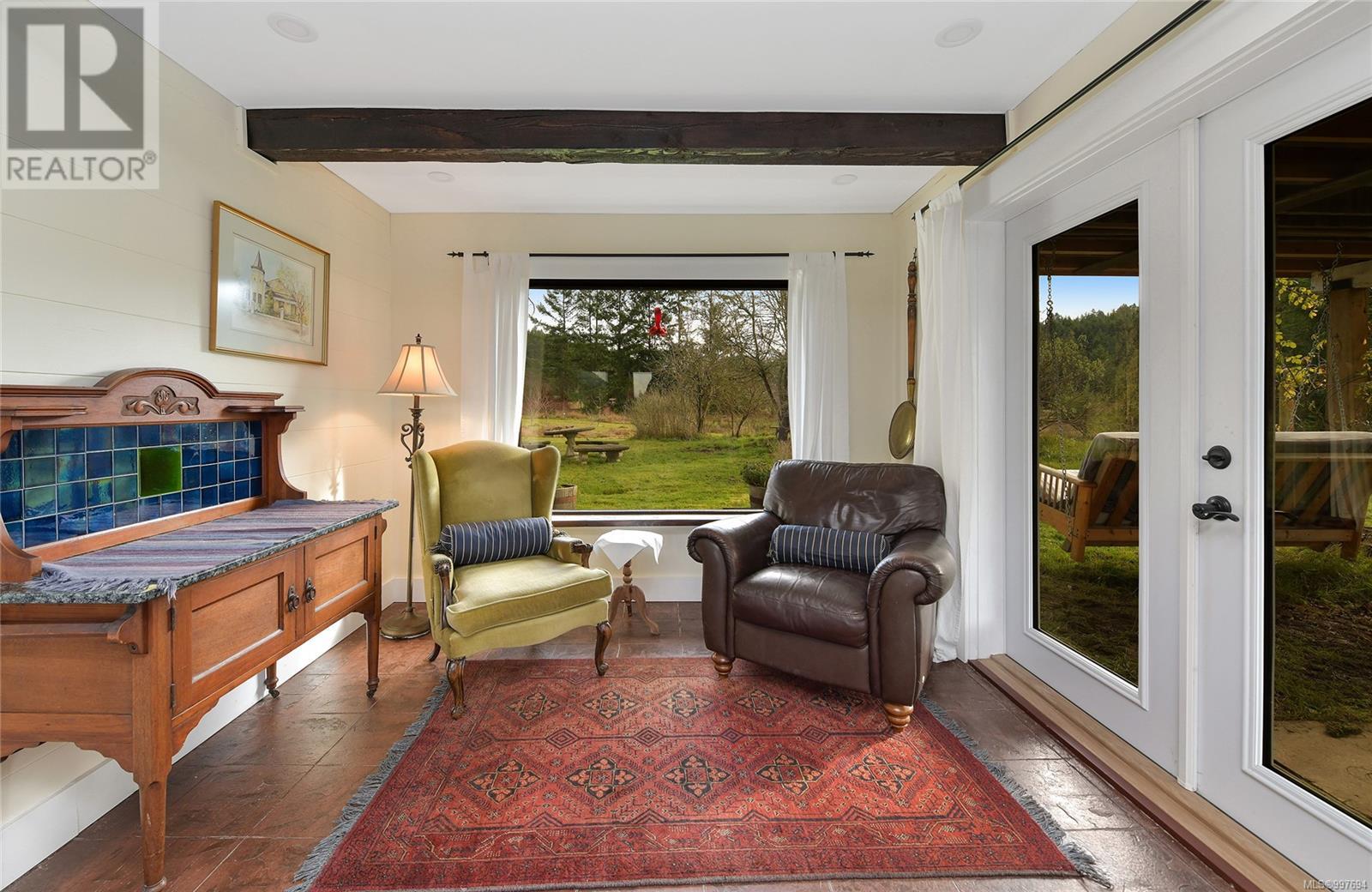  300 Wood Dale Drive, Mayne Island