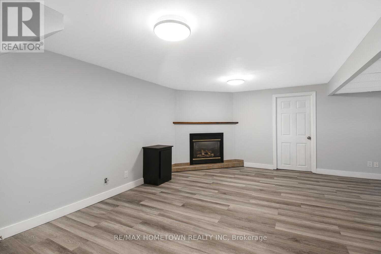 Photo 20 of 4 Otter Drive, Brockville ON