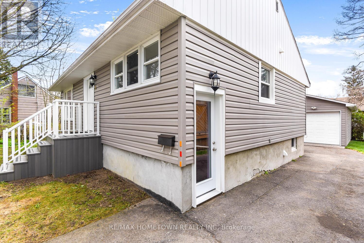 Photo 28 of 4 Otter Drive, Brockville ON