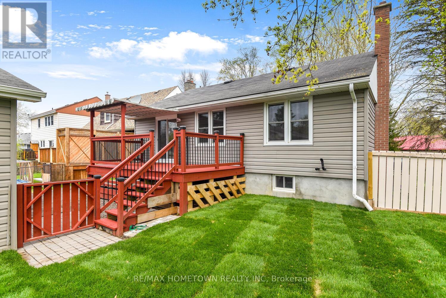 Photo 30 of 4 Otter Drive, Brockville ON