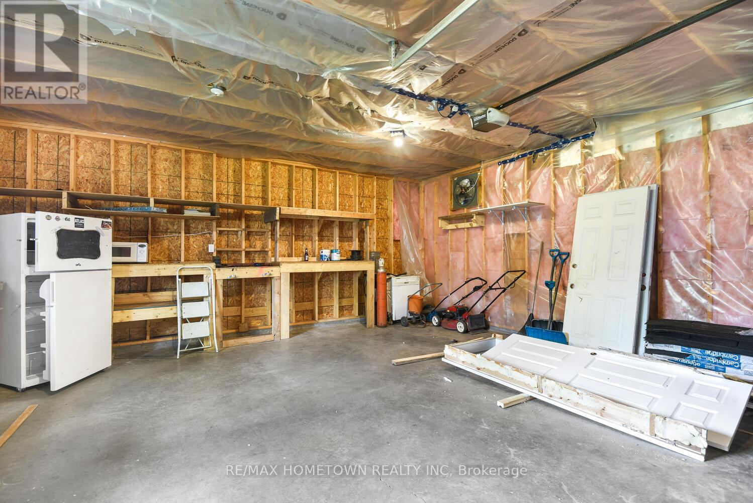 Photo 32 of 4 Otter Drive, Brockville ON