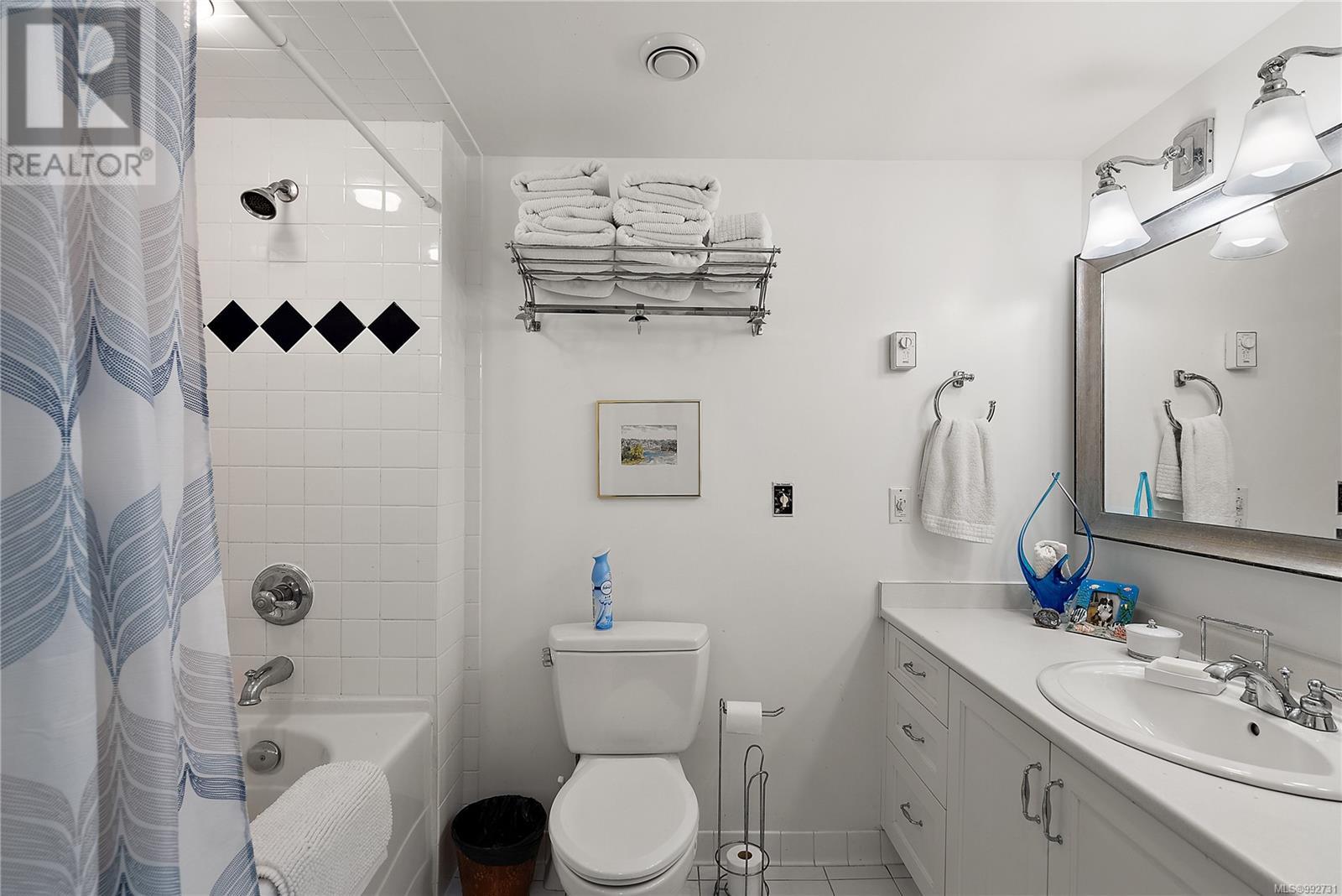  4813 Sea Ridge Drive, Saanich