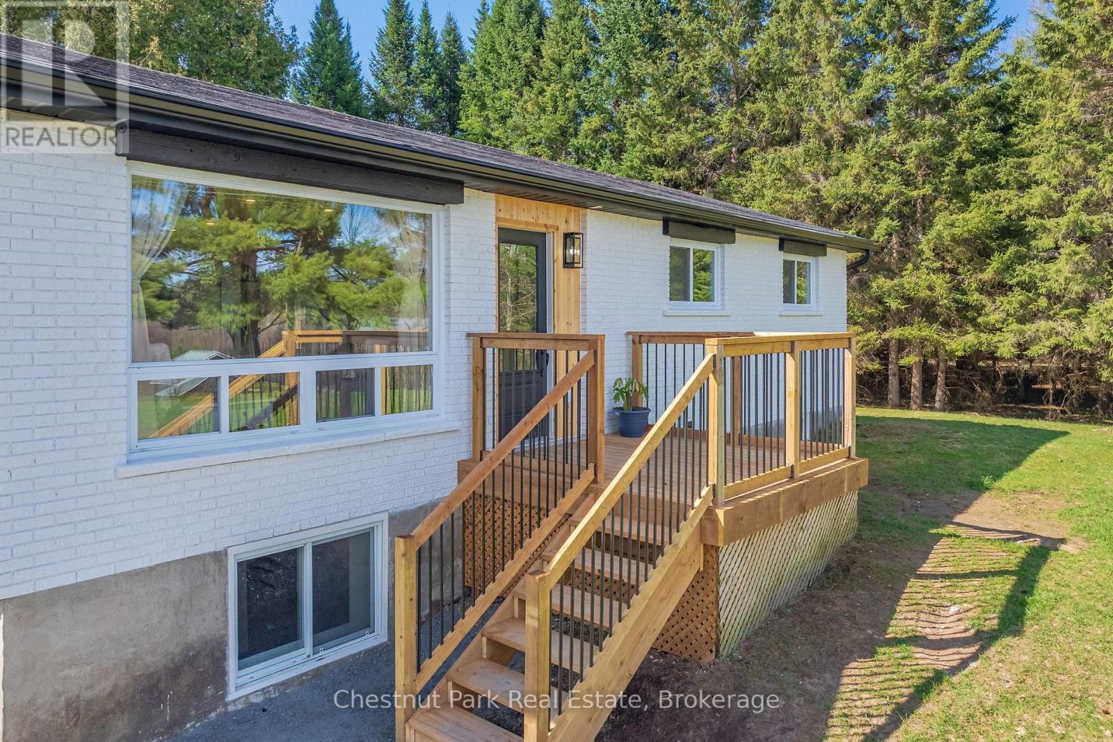 Photo 16 of 179 Rowanwood Road, Huntsville ON