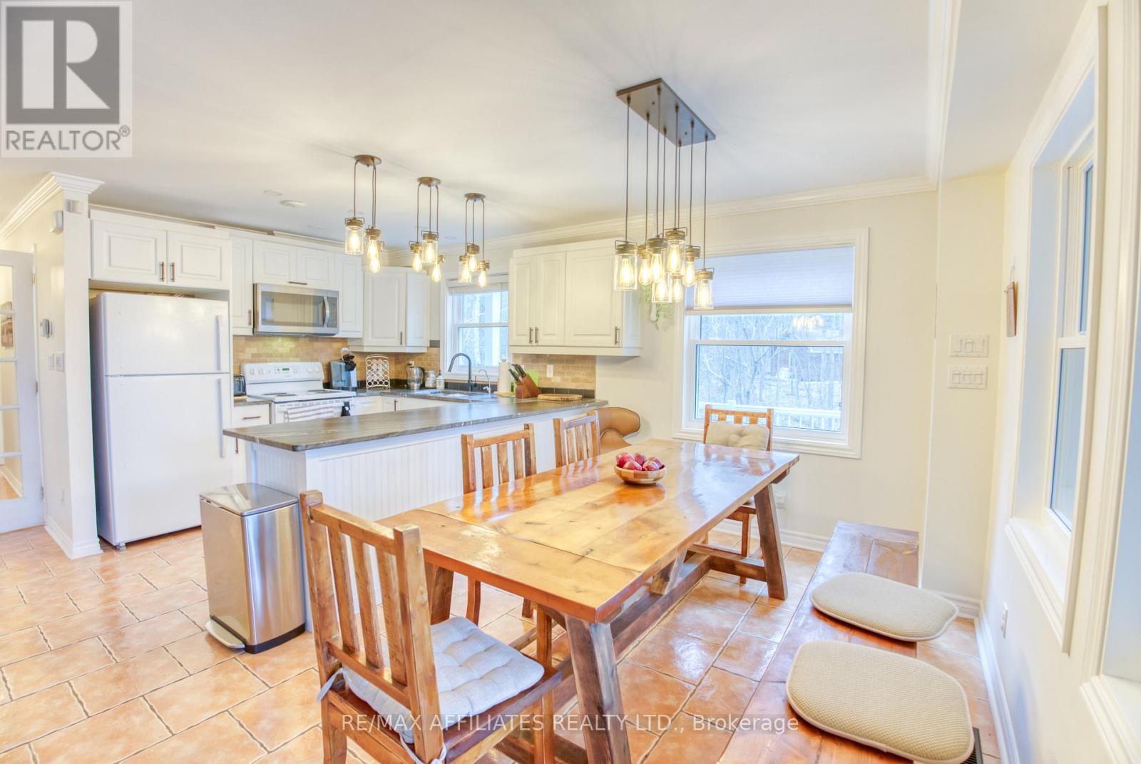 Photo 6 of 133 Swan Lane N, Rideau Lakes ON