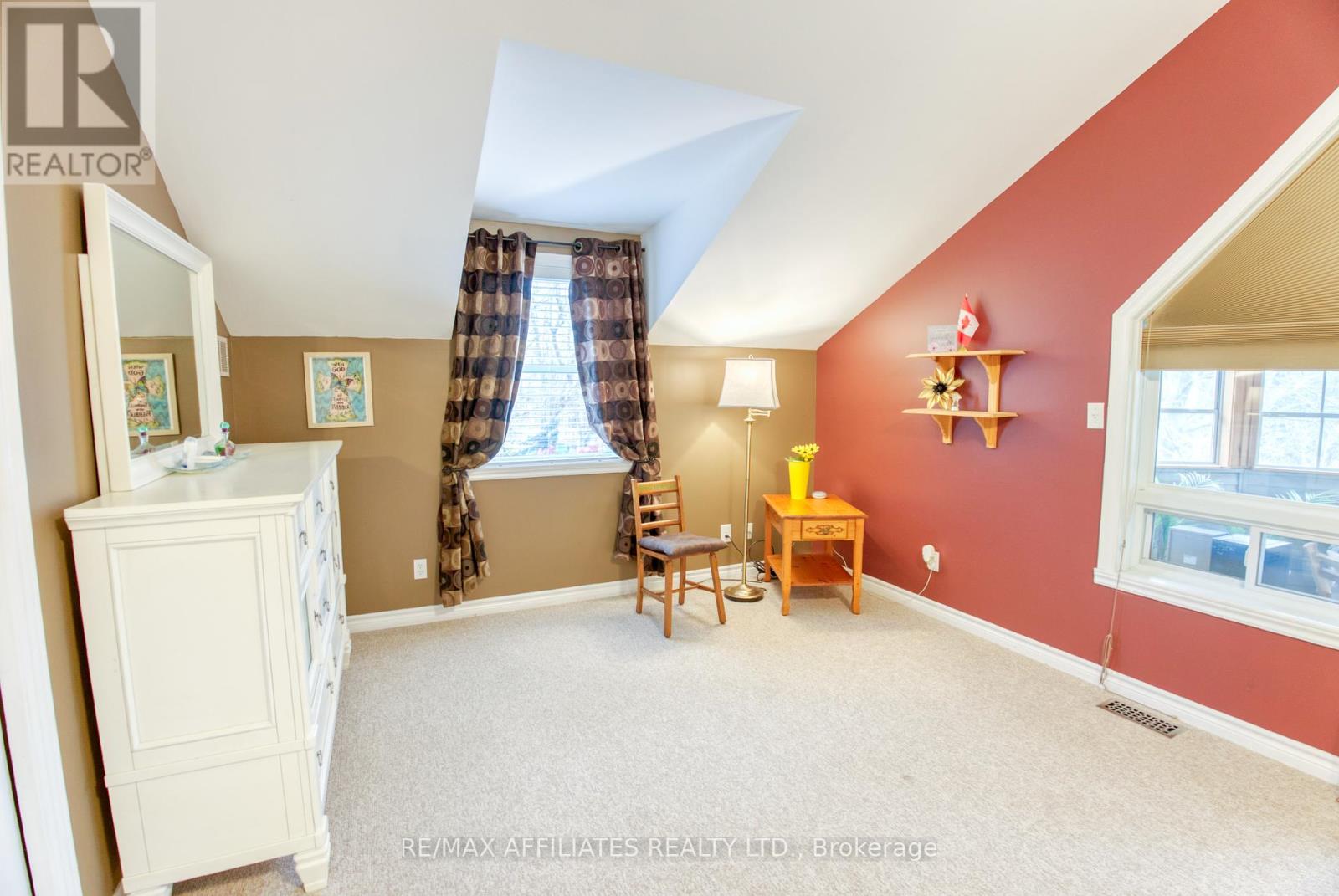 Photo 14 of 133 Swan Lane N, Rideau Lakes ON
