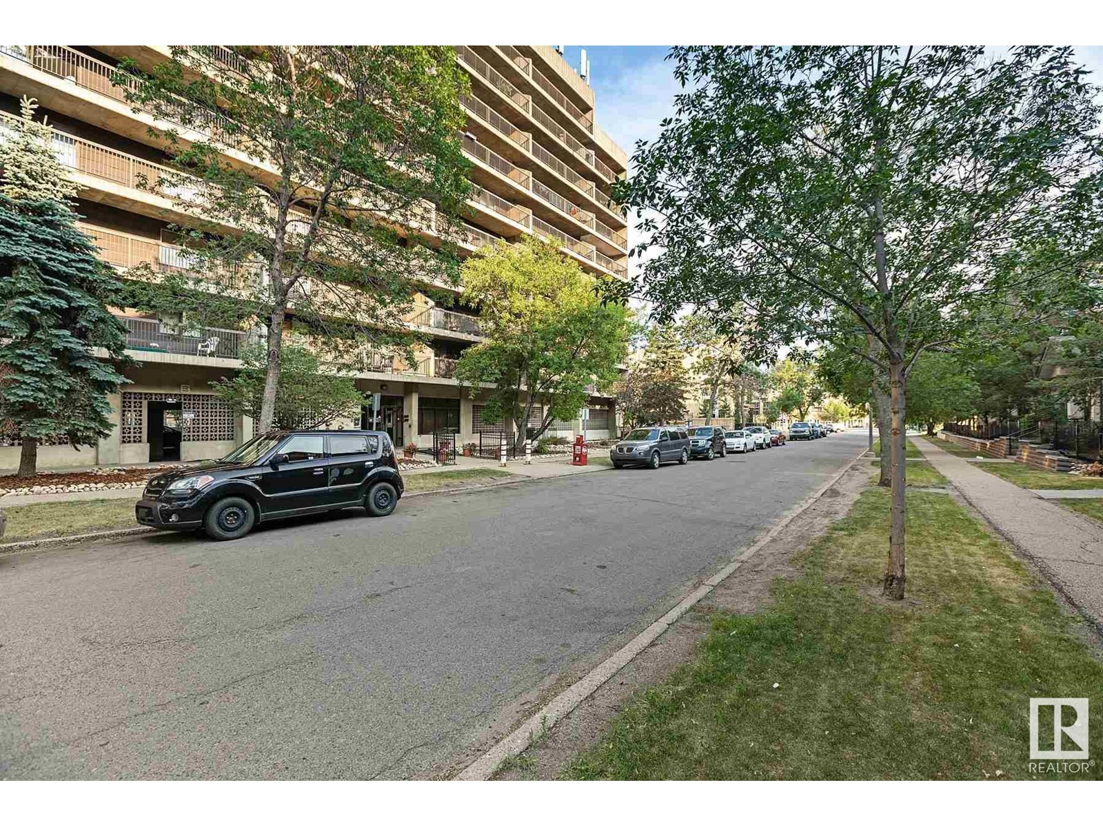 #1005 12841 65 ST NW, Edmonton