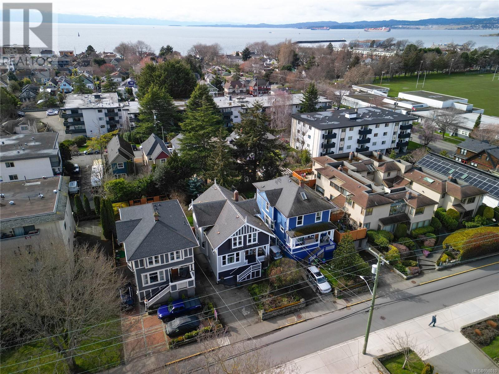 Photo 38 of 329 Simcoe St, Victoria BC