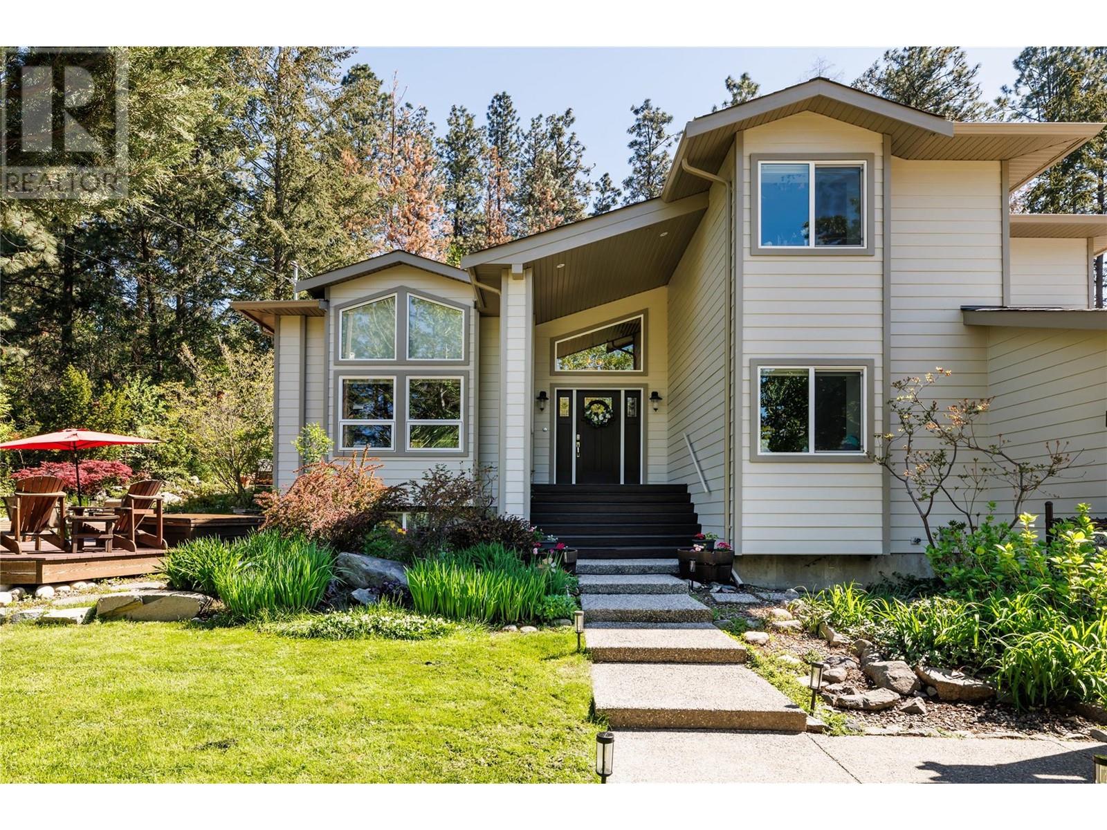 10839 Hallam Drive, Lake Country