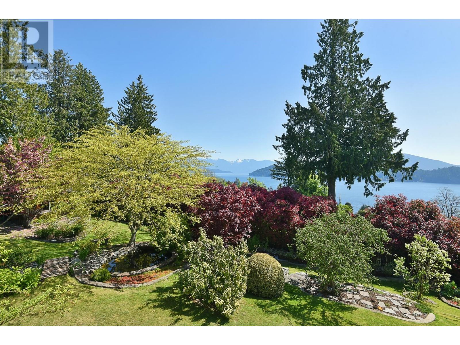 590-592 N FLETCHER ROAD, Gibsons
