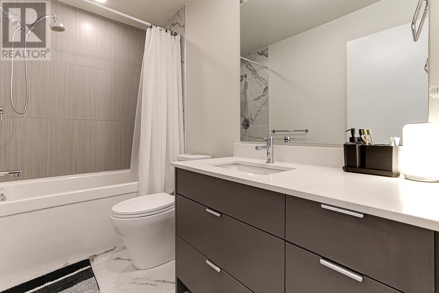 404 1792 STARLING DRIVE, Tsawwassen