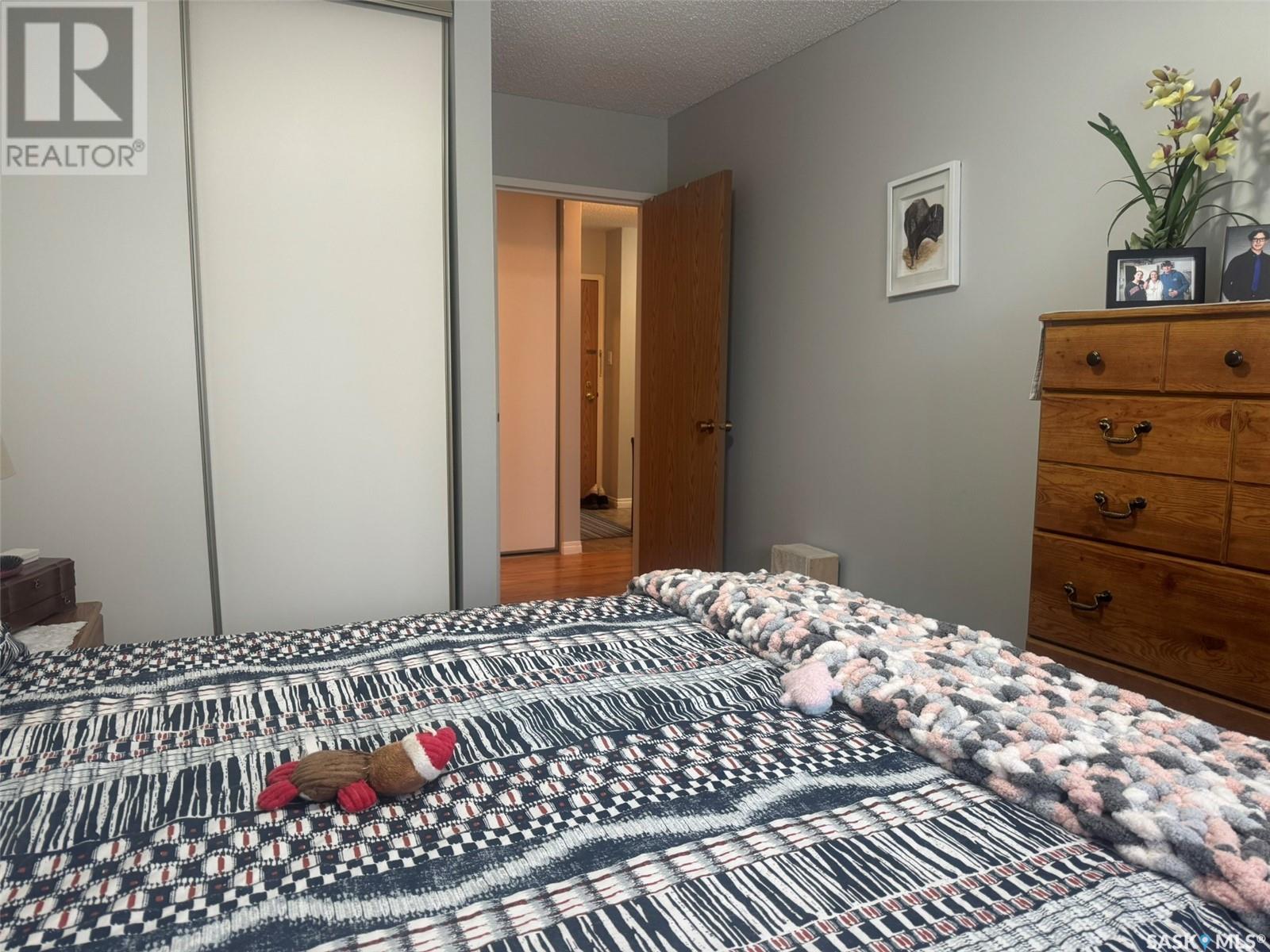 Photo 14 of 303 1808 Eaglesham Avenue, Weyburn SK