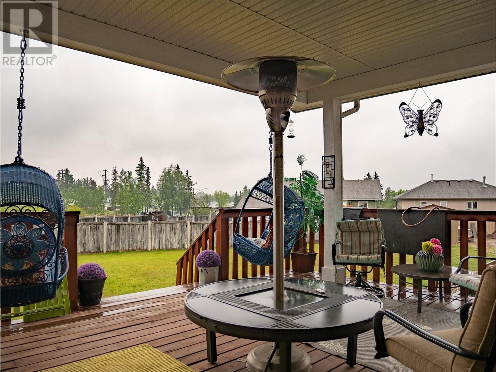 805 89 Avenue, Dawson Creek