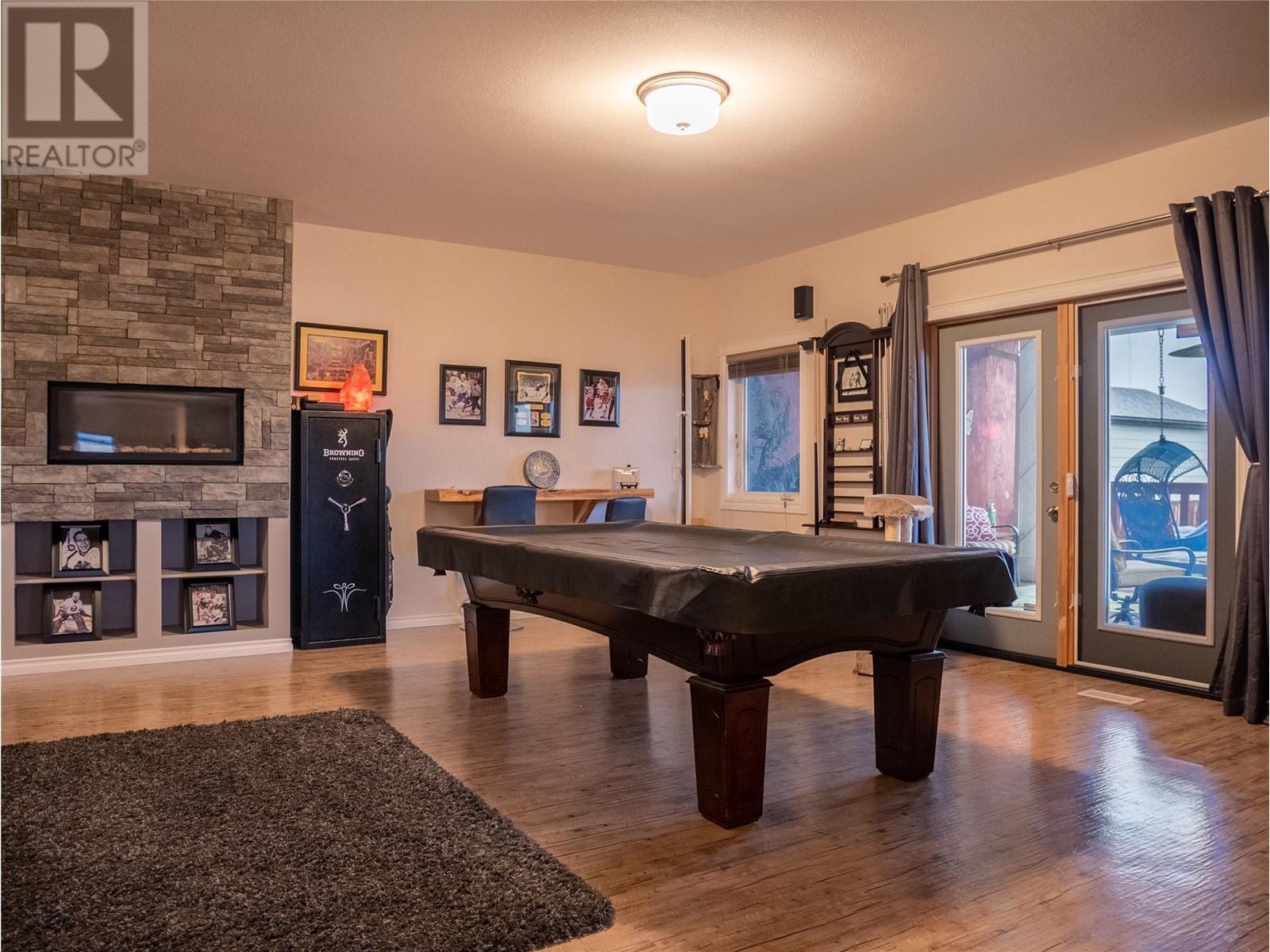 805 89 Avenue, Dawson Creek