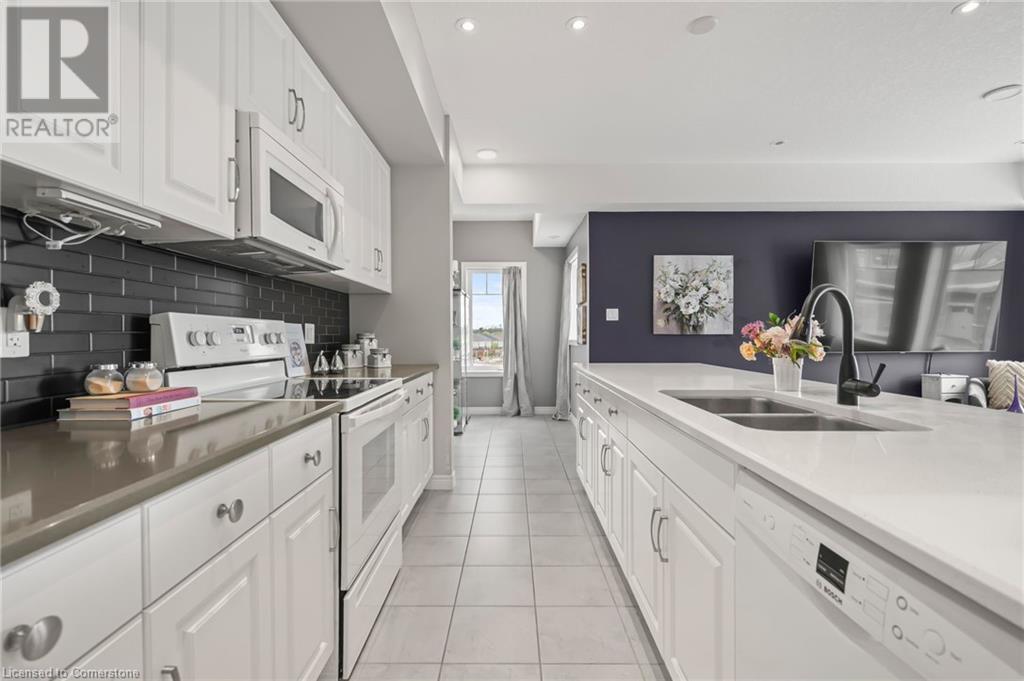 Photo 18 of 70 Willowrun Drive Unit A 2, Kitchener ON