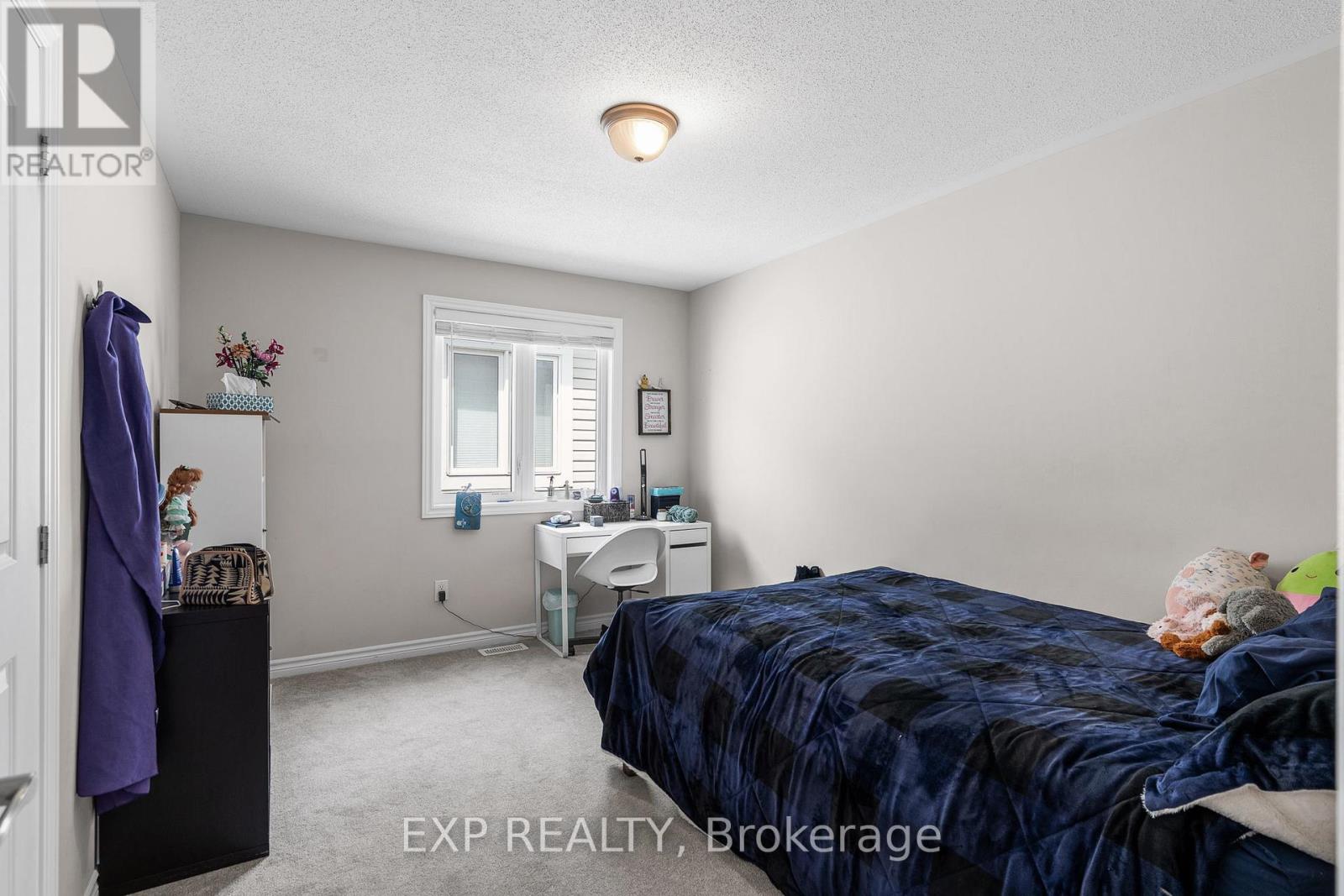 Photo 19 of 206 Ponderosa Street, Ottawa ON