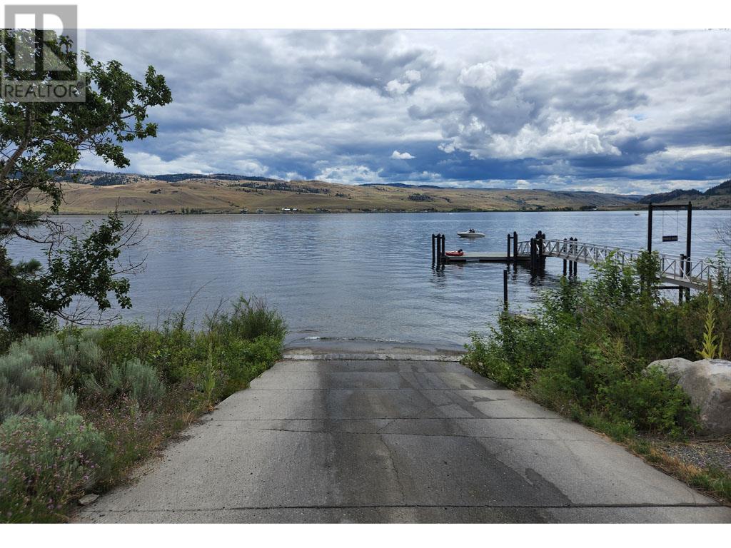 6481 Monck Park Road, Merritt