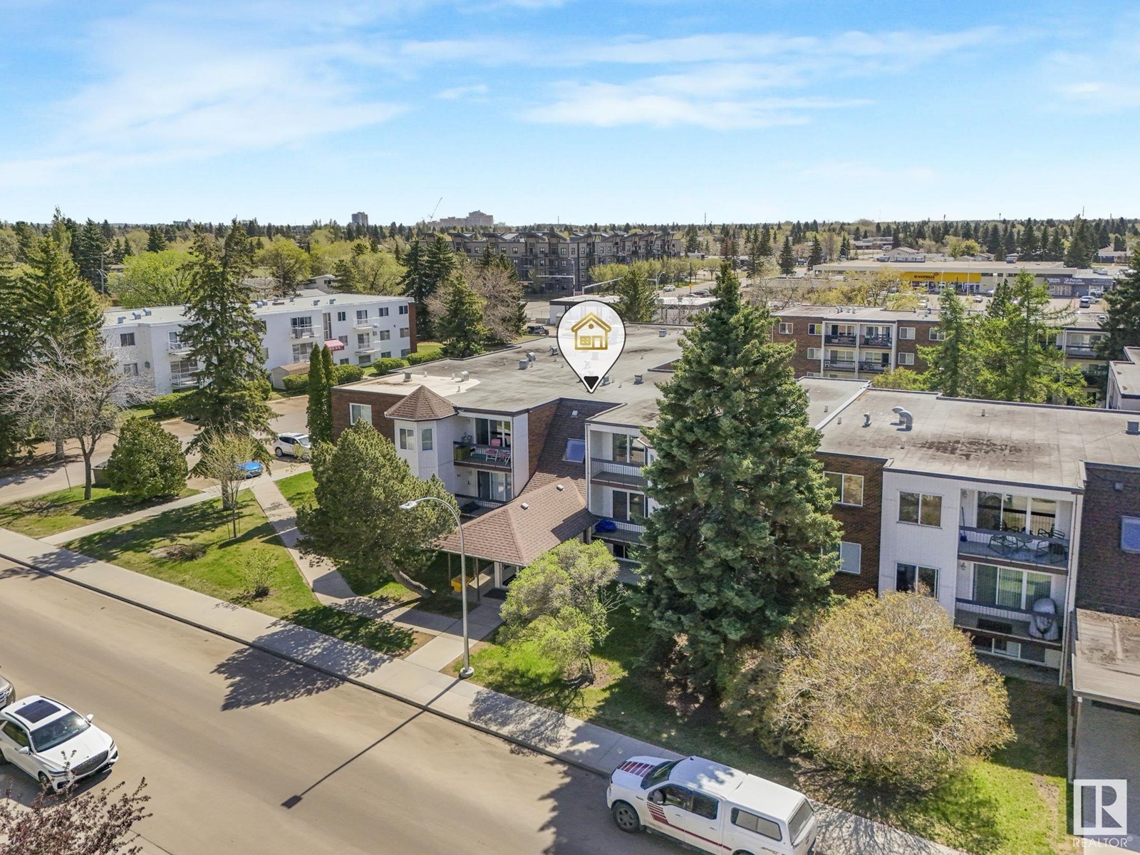 #204 11415 41 AV NW, Edmonton