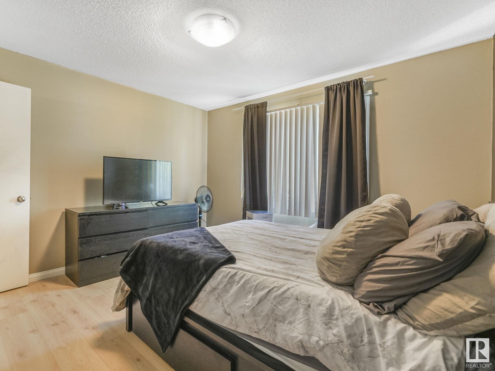 #204 11415 41 AV NW, Edmonton