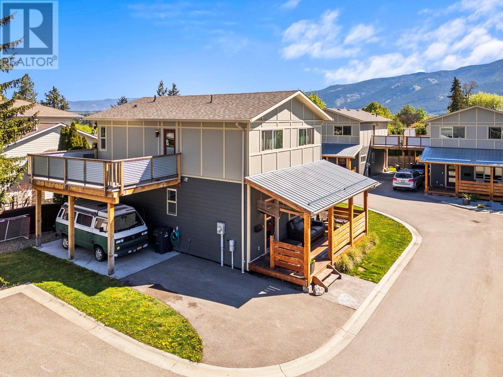 2650 Pleasant Valley Road Unit# 3, Armstrong