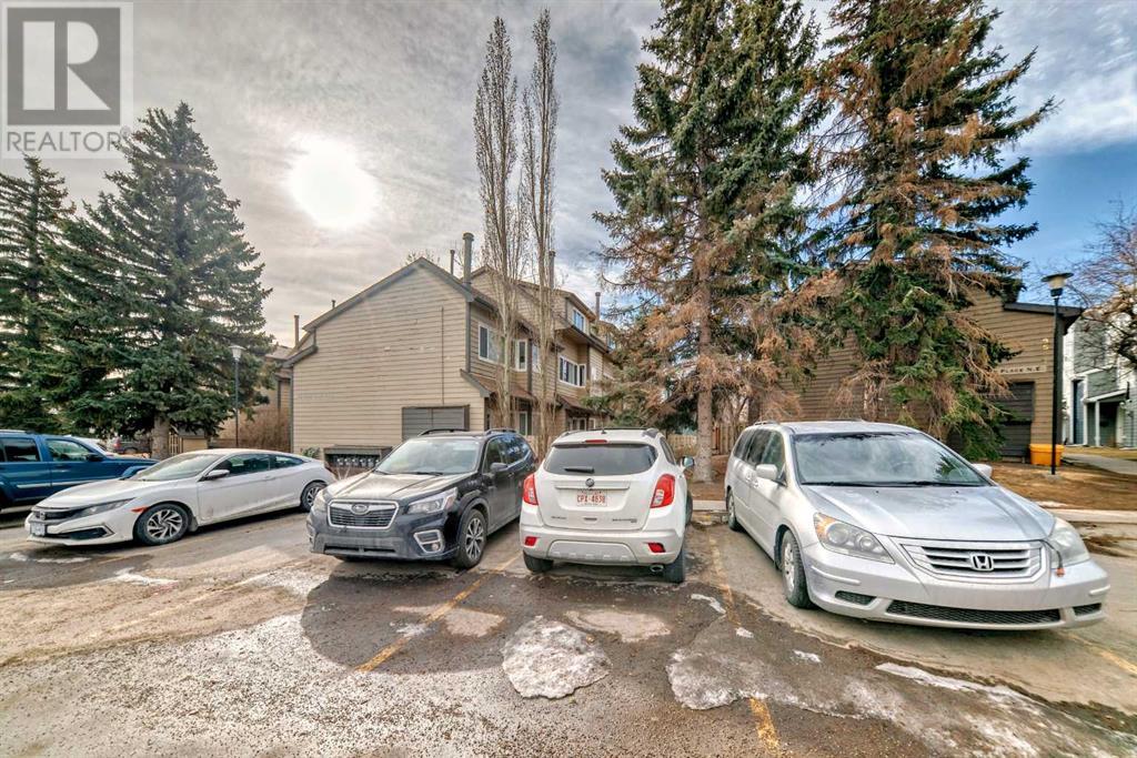Single Family House for Sale in   Grier Place NE Greenview Calgary 