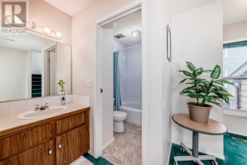 Single Family House for Sale in   Grier Place NE Greenview Calgary 