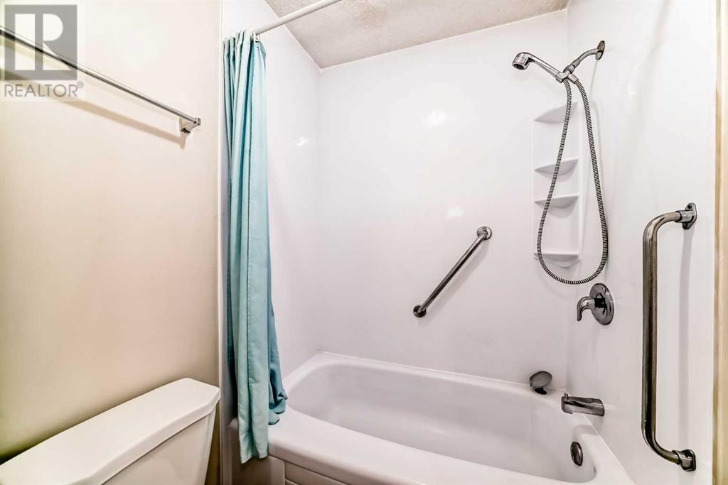 Single Family House for Sale in   Grier Place NE Greenview Calgary 