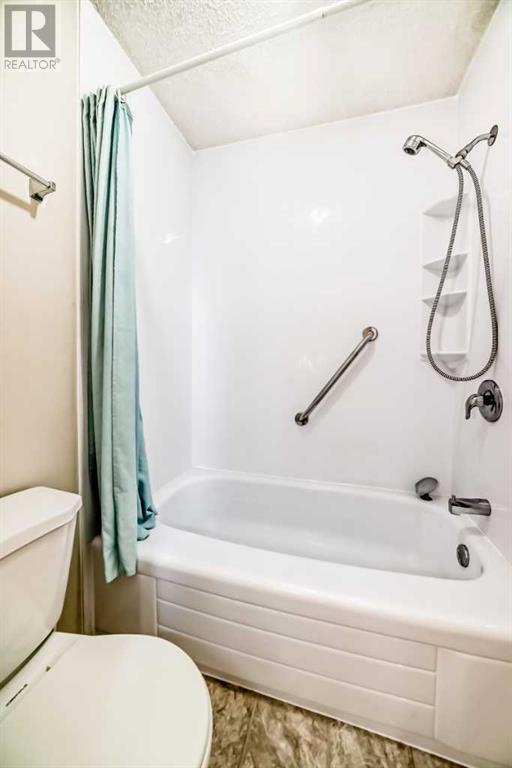 Single Family House for Sale in   Grier Place NE Greenview Calgary 