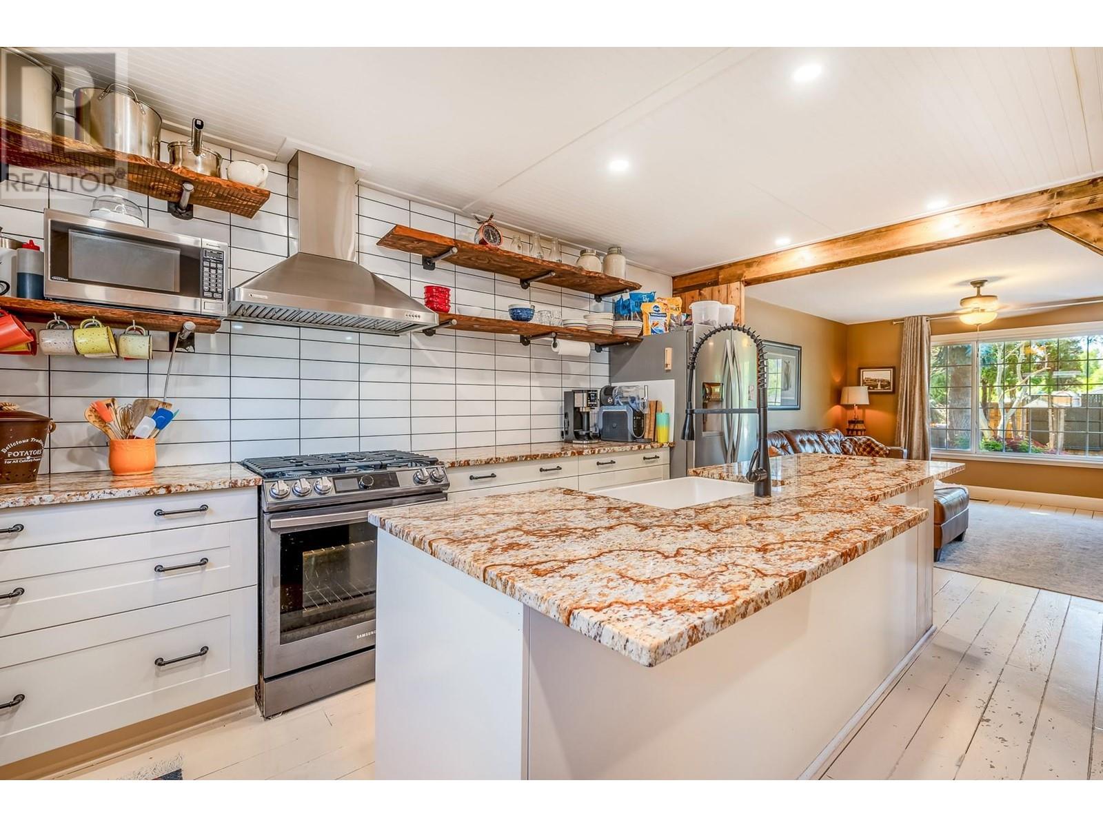  3120 Woodsdale Road, Lake Country