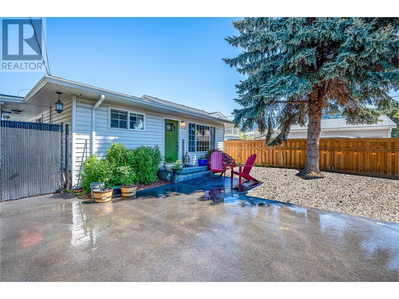  3120 Woodsdale Road, Lake Country