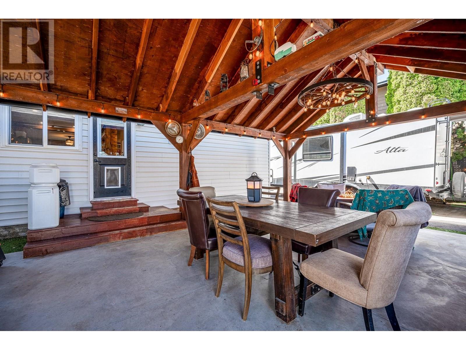  3120 Woodsdale Road, Lake Country