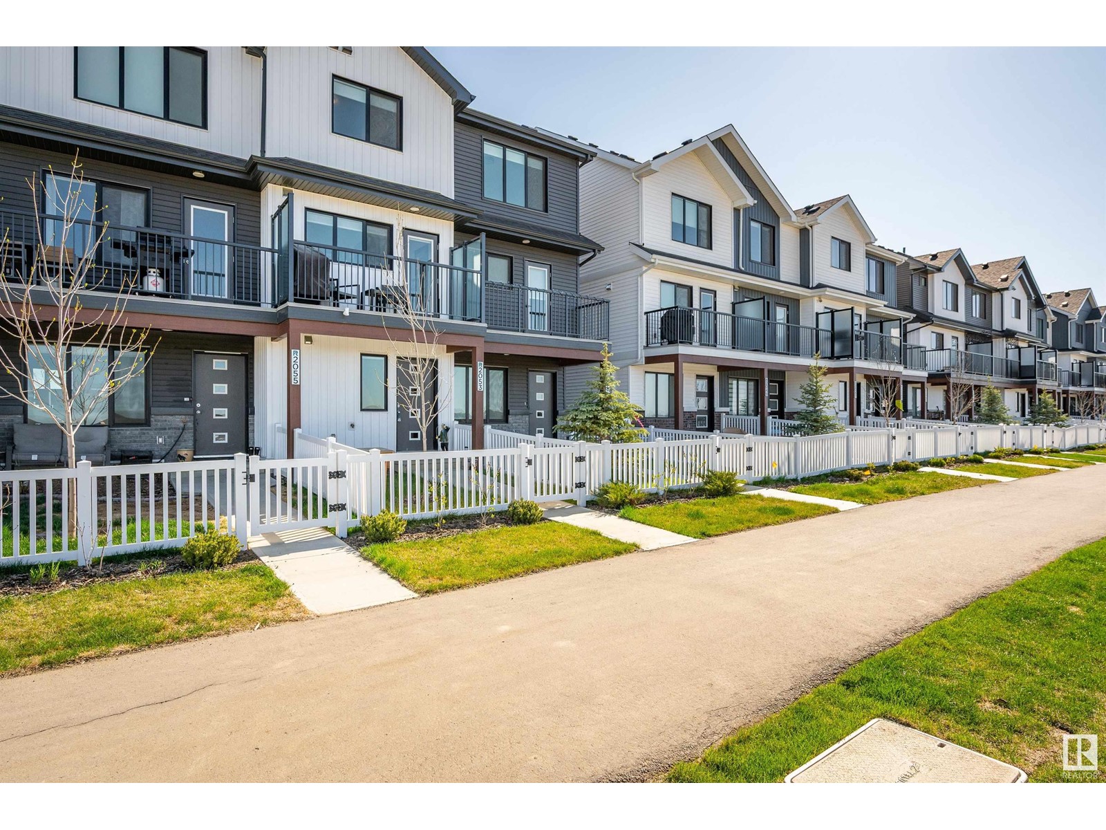 2053 192 ST NW, Edmonton