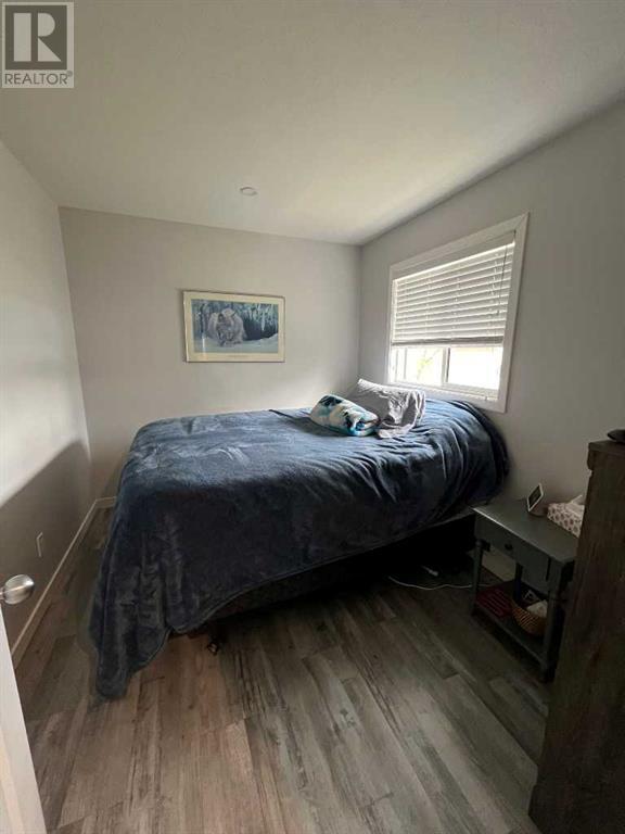 Photo 8 of 826 3rd Avenue, Beaverlodge AB