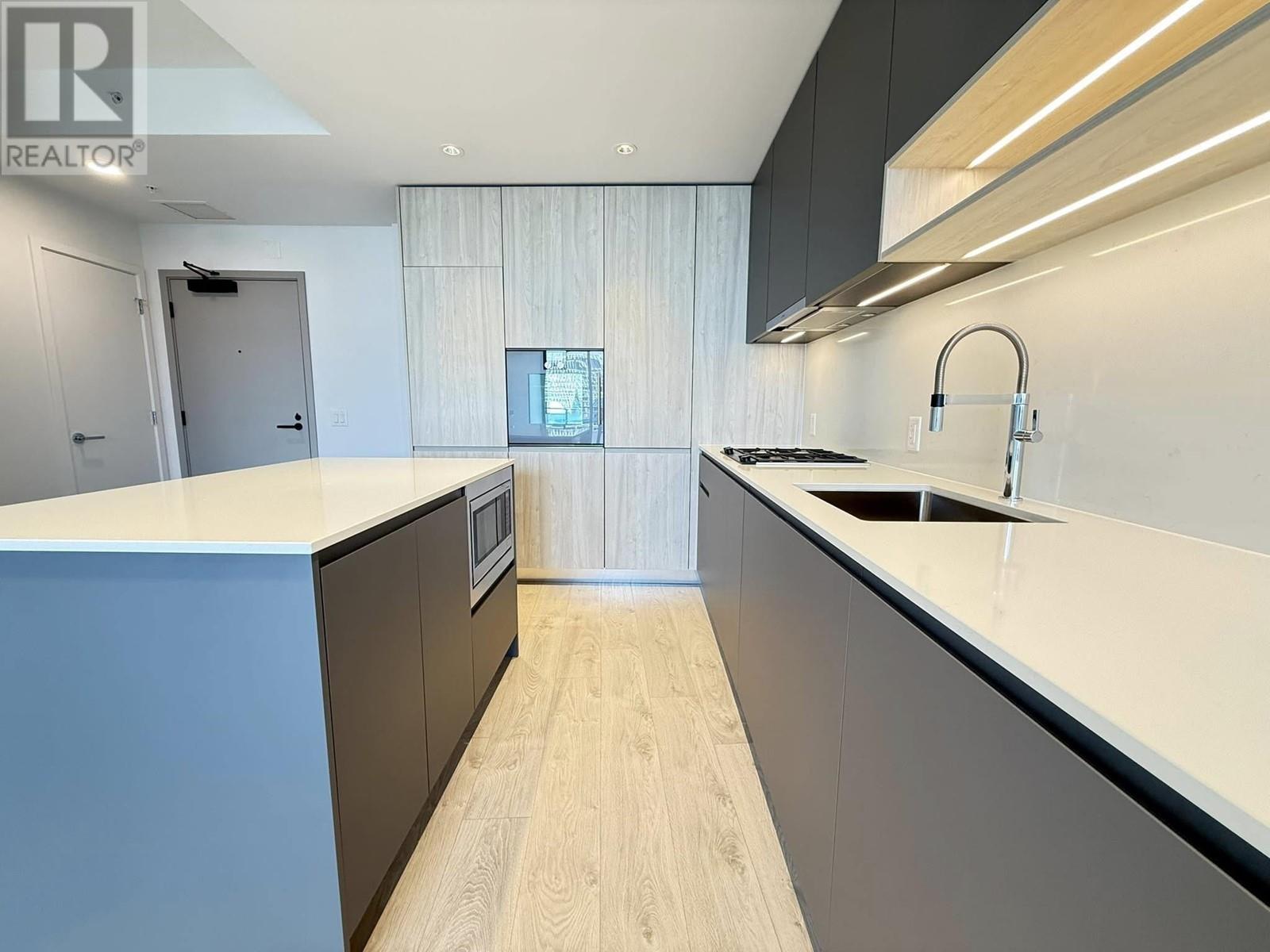 323 6808 MINORU BOULEVARD, Richmond
