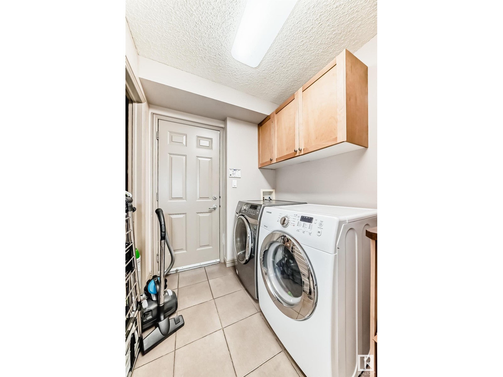 13812 149 AV NW, Edmonton