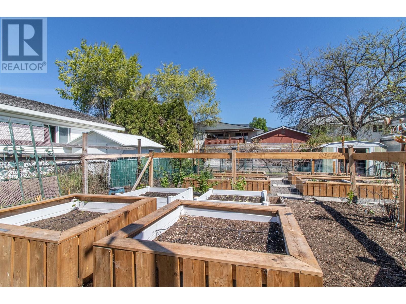 195 Sadler Road, Kelowna