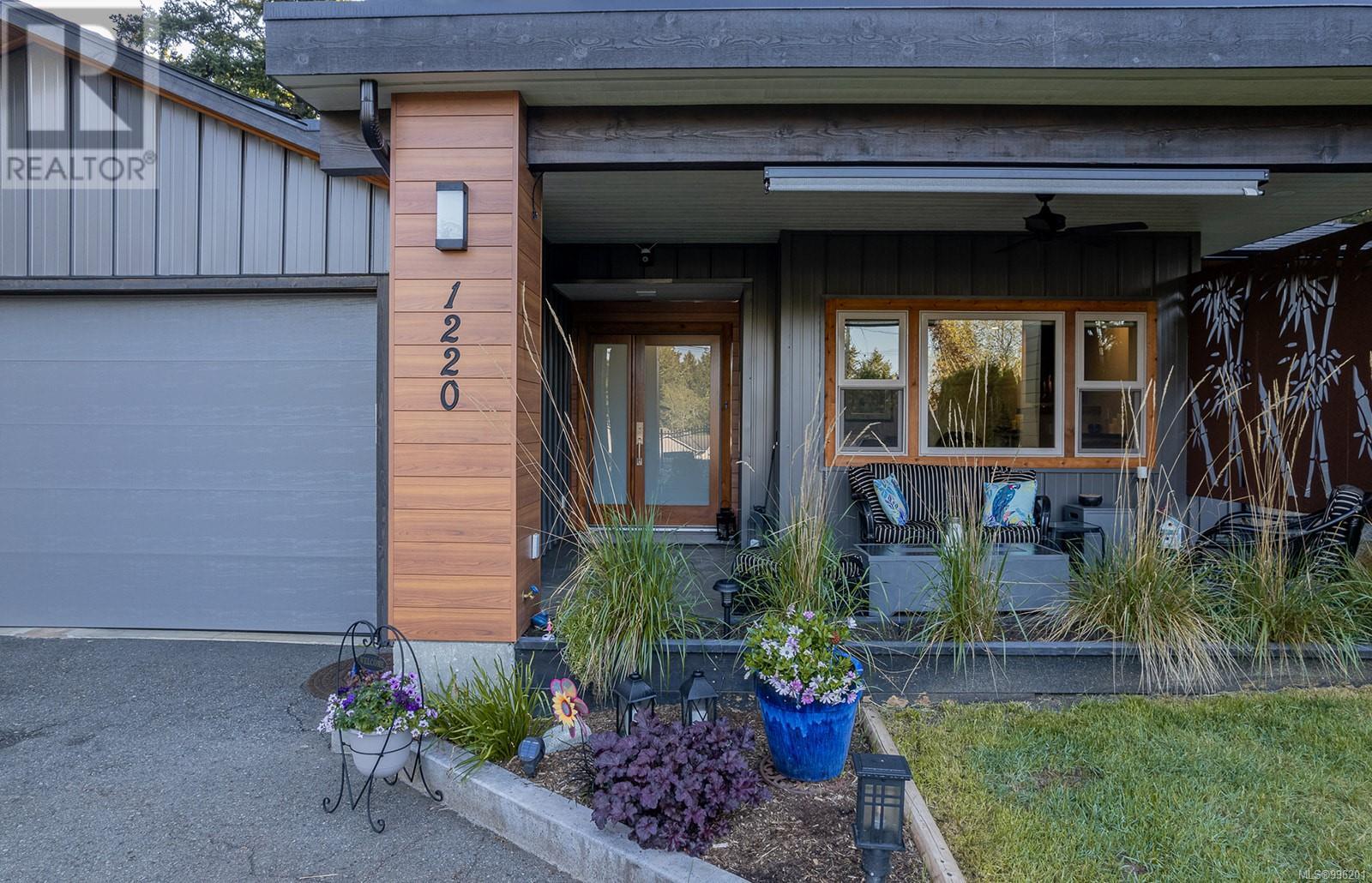 Photo 6 of 1220 Margaret Pl, Duncan BC