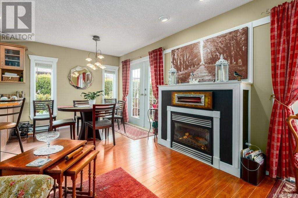 725 Lancaster Way, Comox