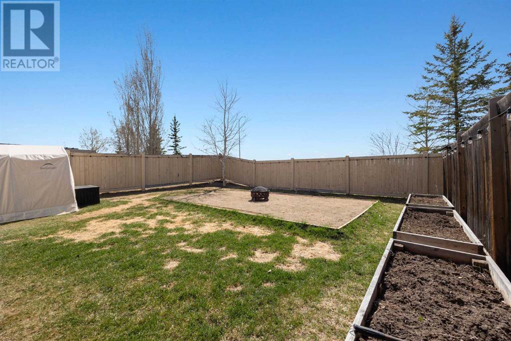 327 Warren Road, Fort McMurray