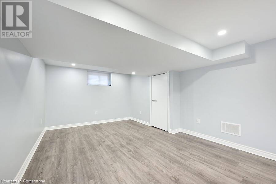Photo 7 of 197 Green Road, Stoney Creek ON