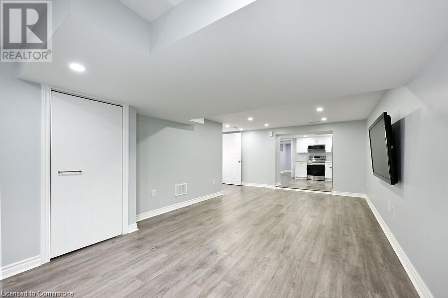 Photo 14 of 197 Green Road, Stoney Creek ON