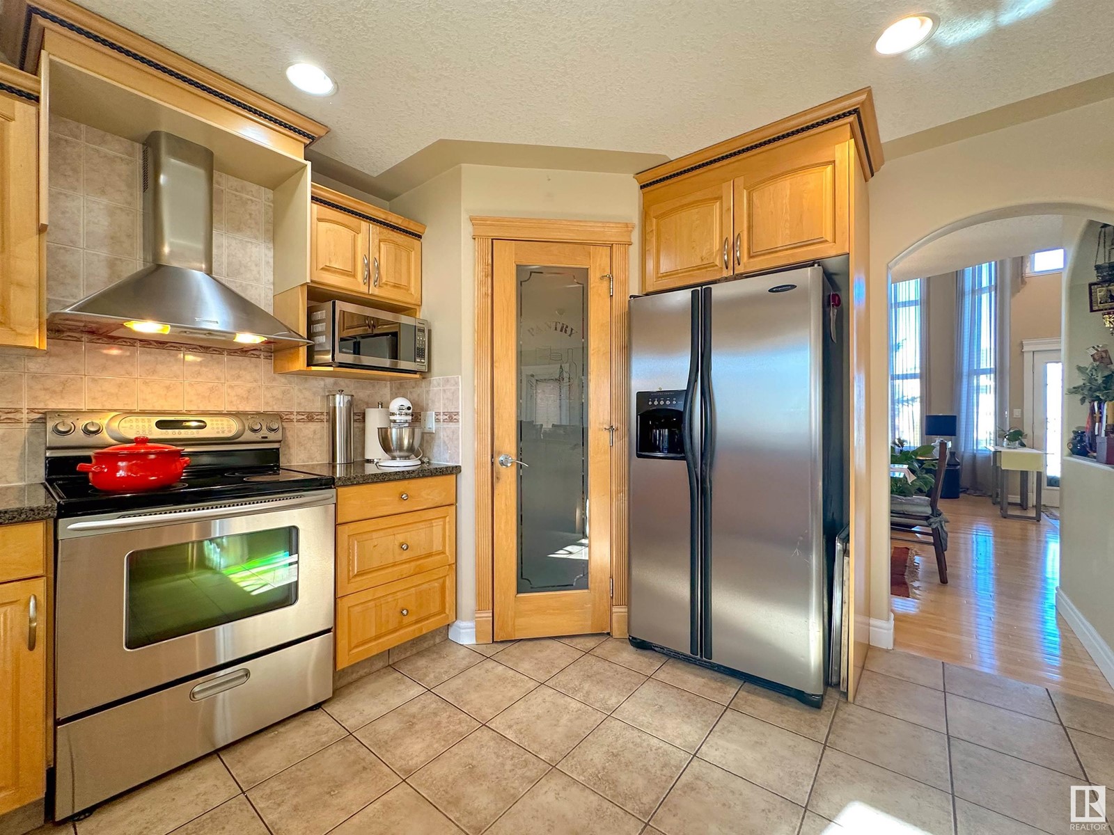 7415 169 AV NW, Edmonton