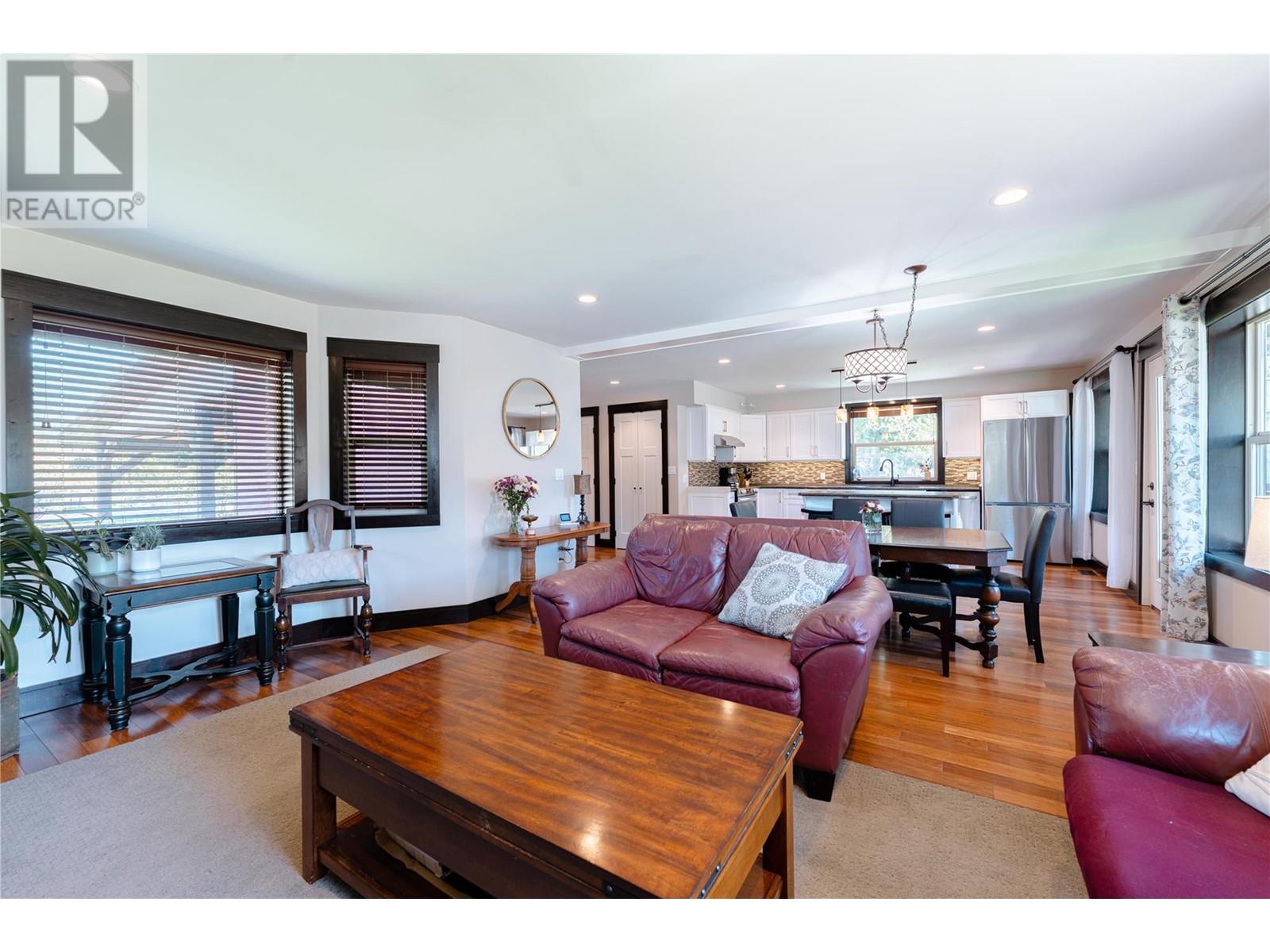 1757 Sunnyside Road, Revelstoke