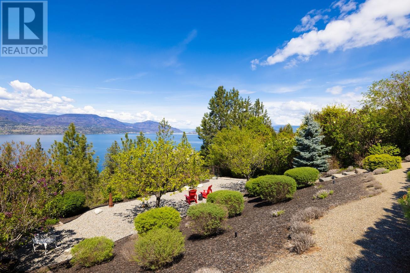 414 Okaview Road, Kelowna