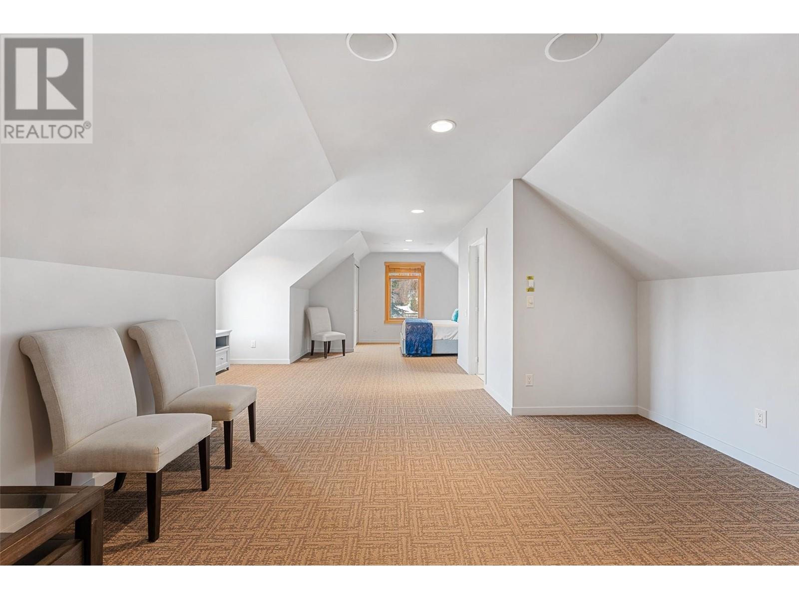 414 Okaview Road, Kelowna