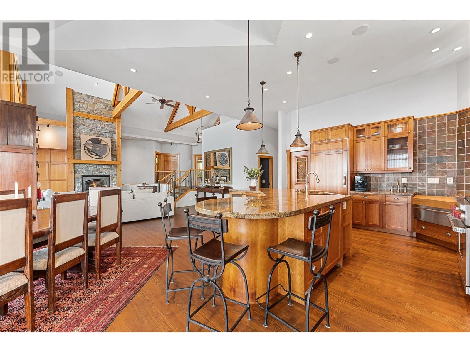 414 Okaview Road, Kelowna